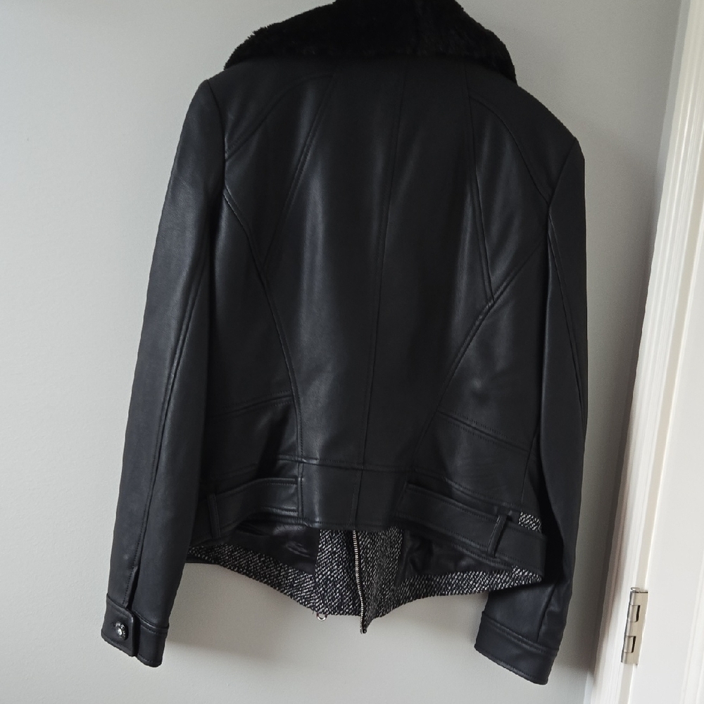 Guess Black Leather Jacket with Faux Fur Collar - Picture 5 of 6